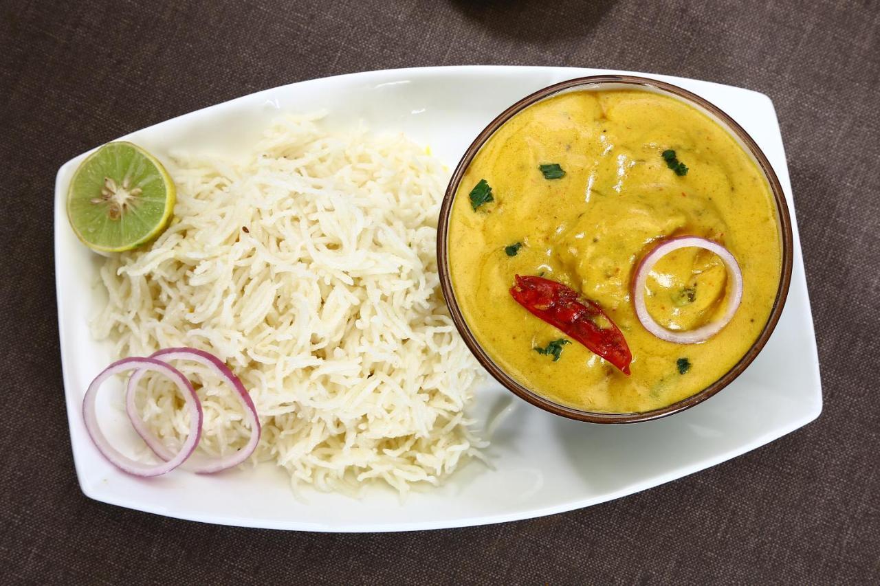 Oyo 44287 Hotel Aarav Plaza Muzaffarpur Bagian luar foto