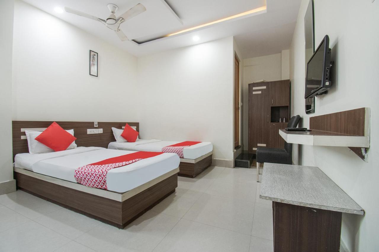 Oyo 44287 Hotel Aarav Plaza Muzaffarpur Bagian luar foto